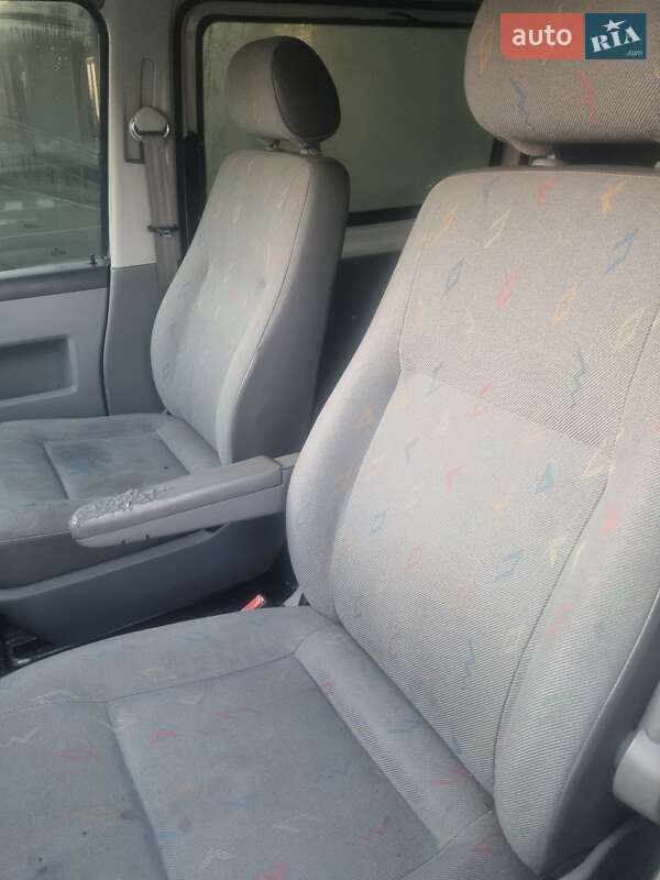 Минивэн Volkswagen Transporter 2004 в Львове фото 11 Минивэн Volkswagen Transporter 2004 в Львове