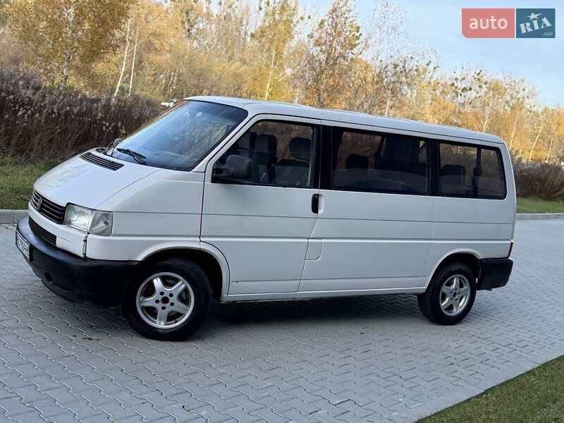 Минивэн Volkswagen Transporter 2000 в Львове
