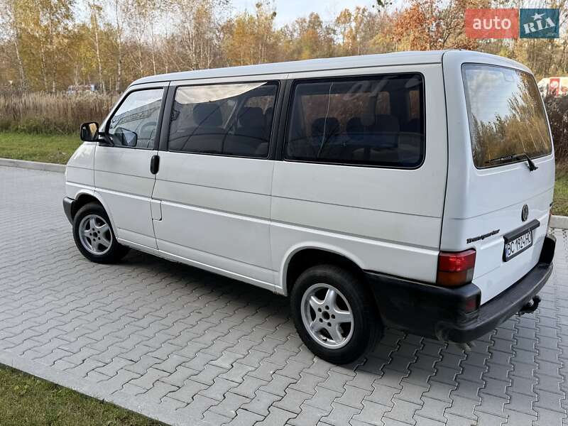 Минивэн Volkswagen Transporter 2000 в Львове