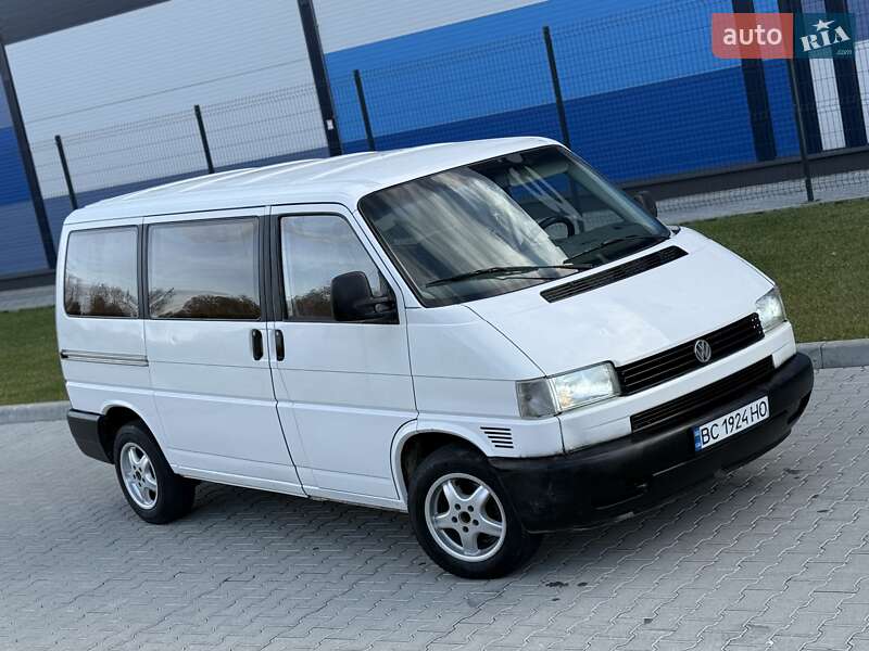 Минивэн Volkswagen Transporter 2000 в Львове