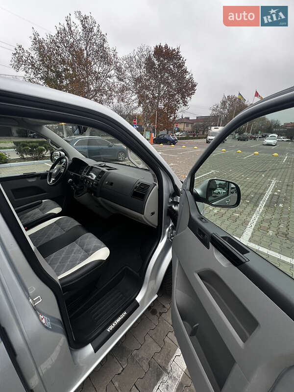 Минивэн Volkswagen Transporter 2014 в Одессе