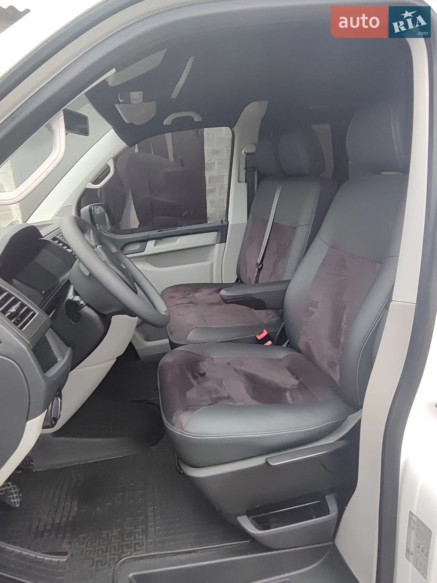 2019 Volkswagen Transporter - мініатюра 21