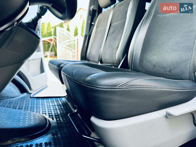 Мінівен Volkswagen Transporter 2010 в Тячеві фото 29 Мінівен Volkswagen Transporter 2010 в Тячеві