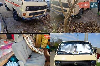 Мінівен Volkswagen Transporter 1988 в Томашполі