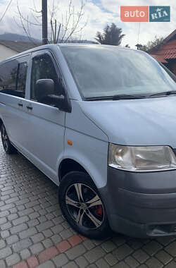 Мінівен Volkswagen Transporter 2003 в Сваляві
