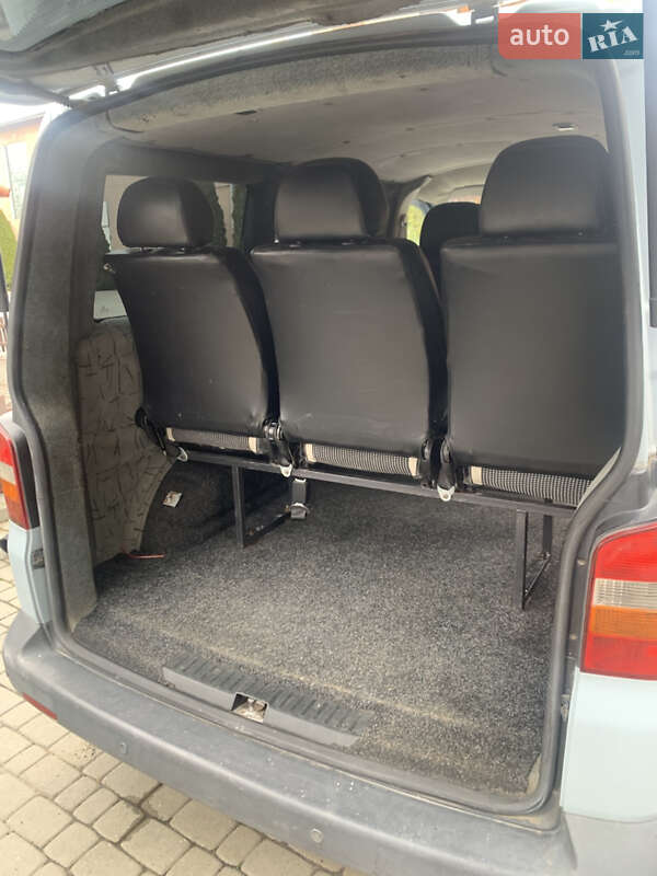 Мінівен Volkswagen Transporter 2003 в Сваляві