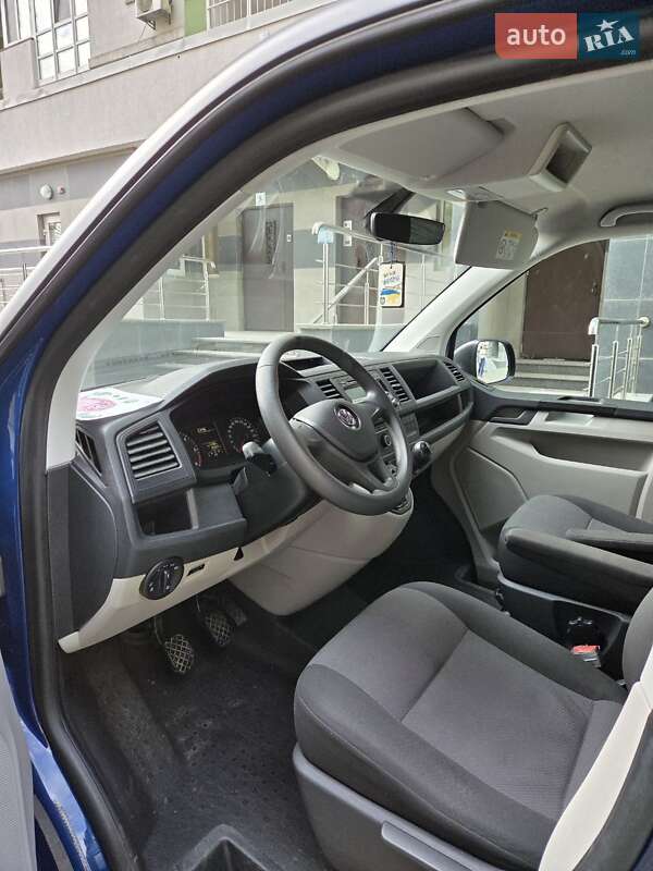 Минивэн Volkswagen Transporter 2017 в Киеве