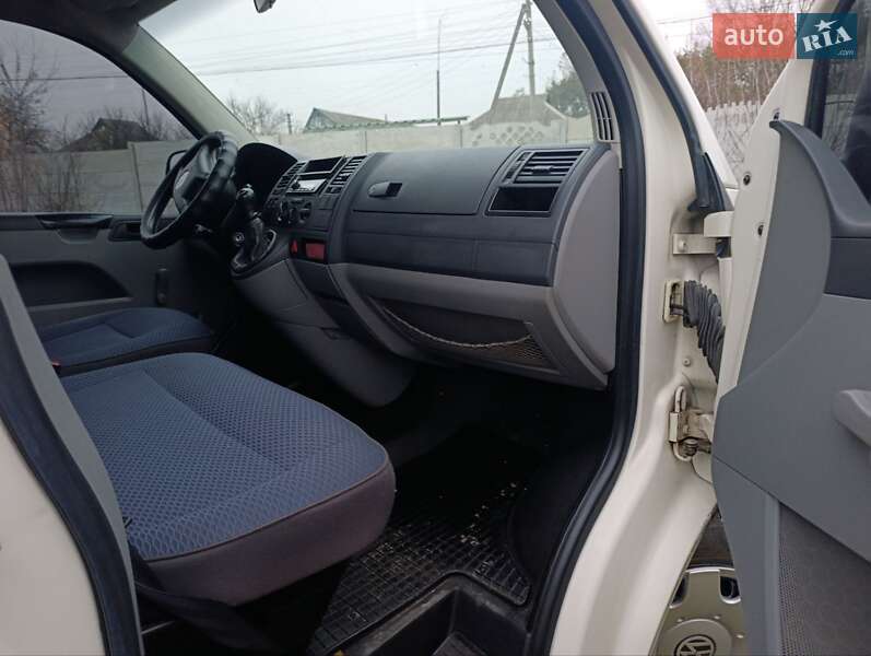 Мінівен Volkswagen Transporter 2005 в Харкові