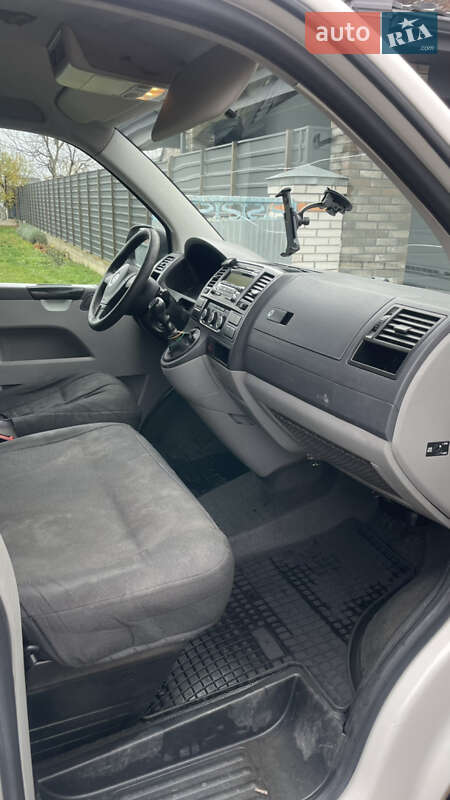 Мікроавтобус вантажний (до 3,5т) Volkswagen Transporter 2014 в Києві фото 4 Мікроавтобус вантажний (до 3,5т) Volkswagen Transporter 2014 в Києві