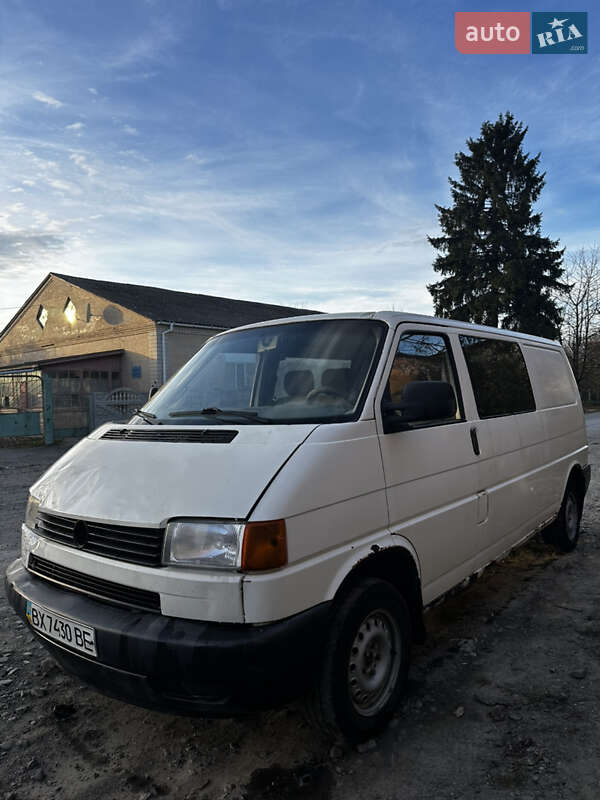 Вантажопасажирський фургон Volkswagen Transporter 1996 в Летичіві
