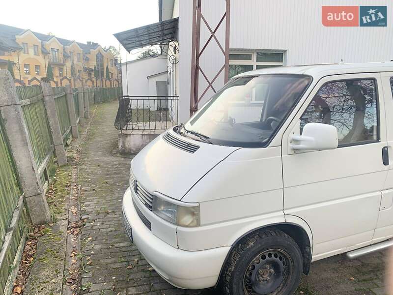 Мінівен Volkswagen Transporter 2000 в Львові