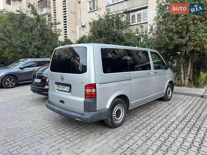 Минивэн Volkswagen Transporter 2005 в Киеве