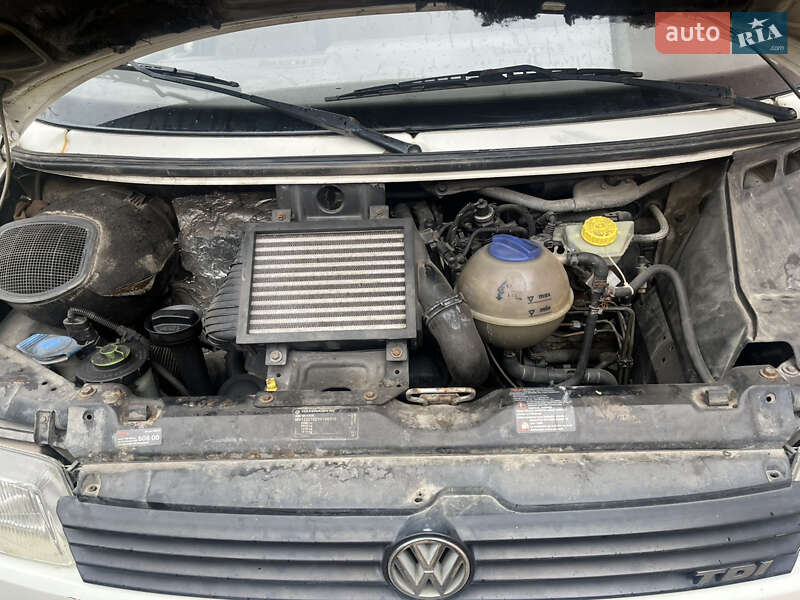 Грузовой фургон Volkswagen Transporter 2000 в Ивано-Франковске фото 12 Грузовой фургон Volkswagen Transporter 2000 в Ивано-Франковске