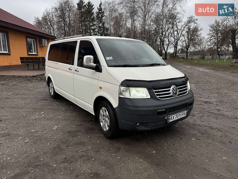 Мінівен Volkswagen Transporter 2005 в Валках