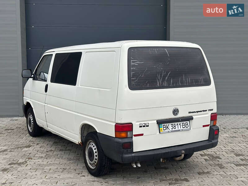 Мінівен Volkswagen Transporter 1998 в Сарнах