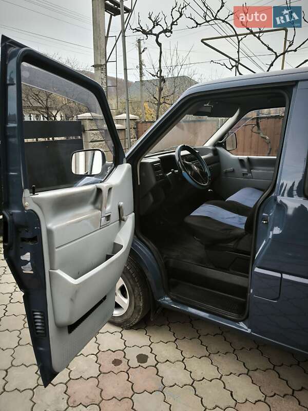 Мінівен Volkswagen Transporter 1999 в Виноградові