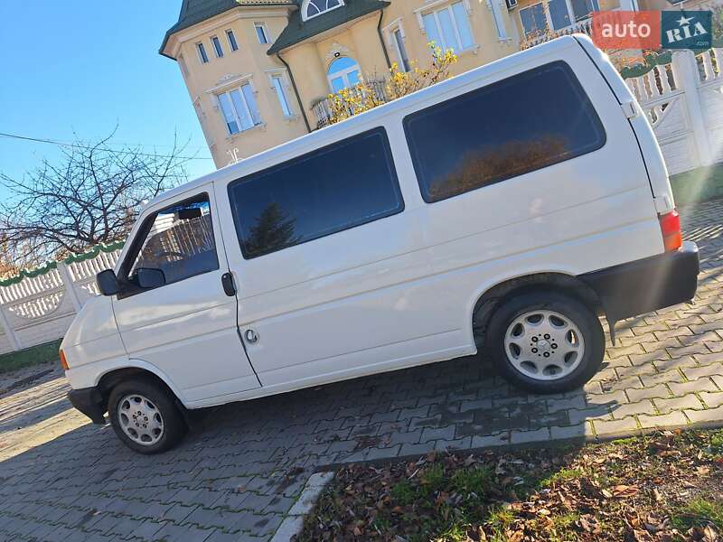 Мінівен Volkswagen Transporter 1995 в Чернівцях