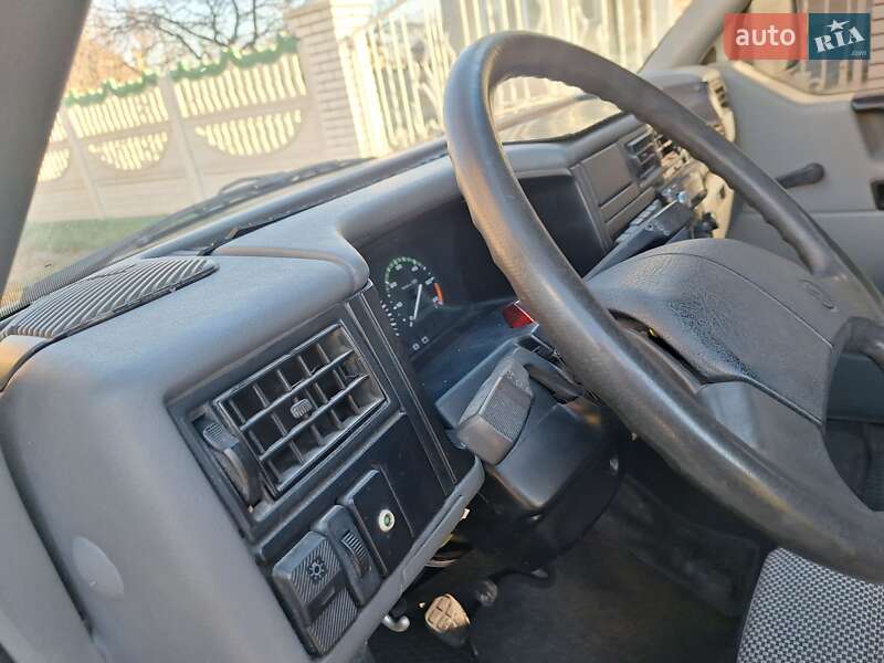 Мінівен Volkswagen Transporter 1995 в Чернівцях