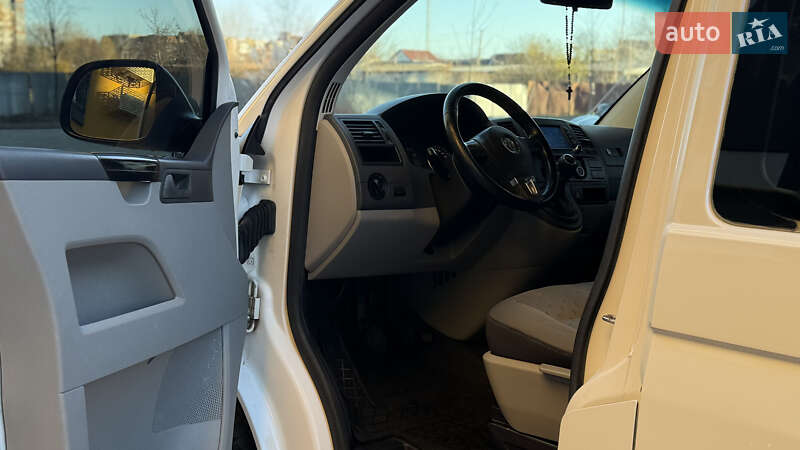 Минивэн Volkswagen Transporter 2009 в Ивано-Франковске