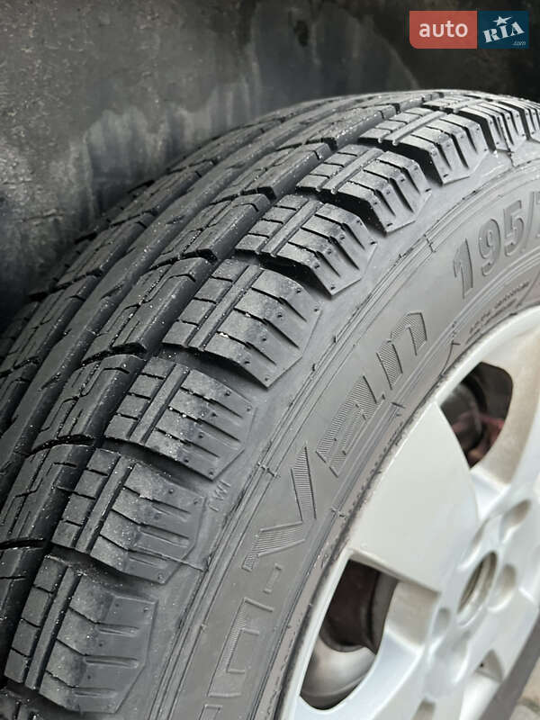 Мінівен Volkswagen Transporter 1998 в Києві