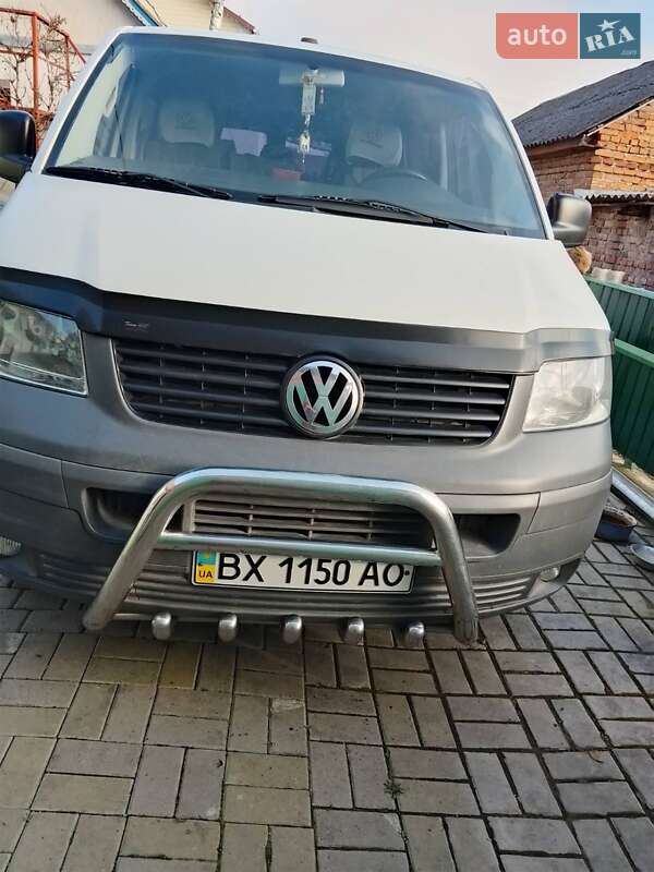 Минивэн Volkswagen Transporter 2004 в Хмельницком