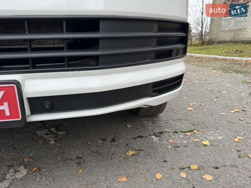 Грузовой фургон Volkswagen Transporter 2016 в Ровно фото 19 Грузовой фургон Volkswagen Transporter 2016 в Ровно