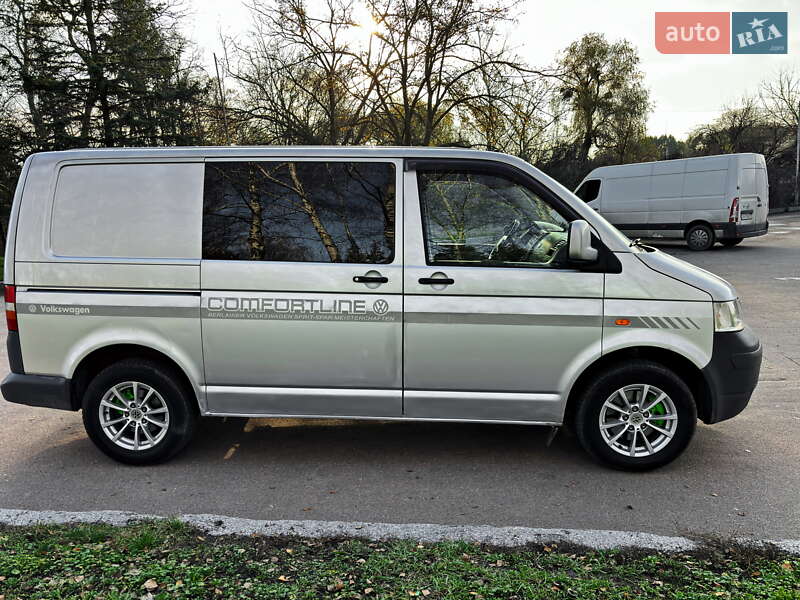 Мінівен Volkswagen Transporter 2005 в Житомирі фото 4 Мінівен Volkswagen Transporter 2005 в Житомирі