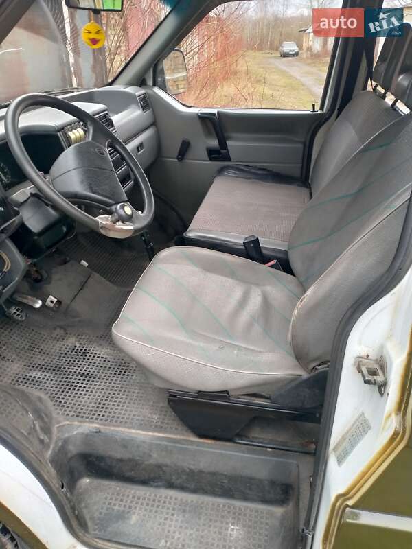 Мінівен Volkswagen Transporter 1995 в Сумах фото 5 Мінівен Volkswagen Transporter 1995 в Сумах