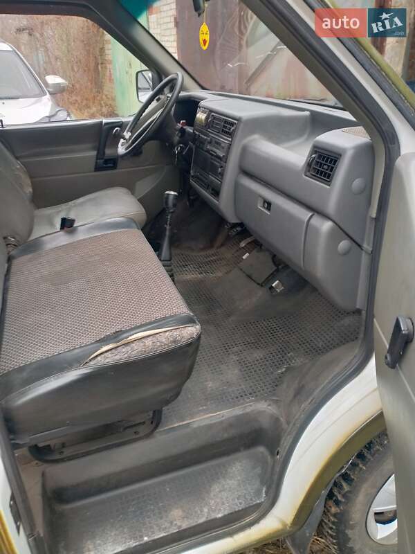 Мінівен Volkswagen Transporter 1995 в Сумах фото 4 Мінівен Volkswagen Transporter 1995 в Сумах