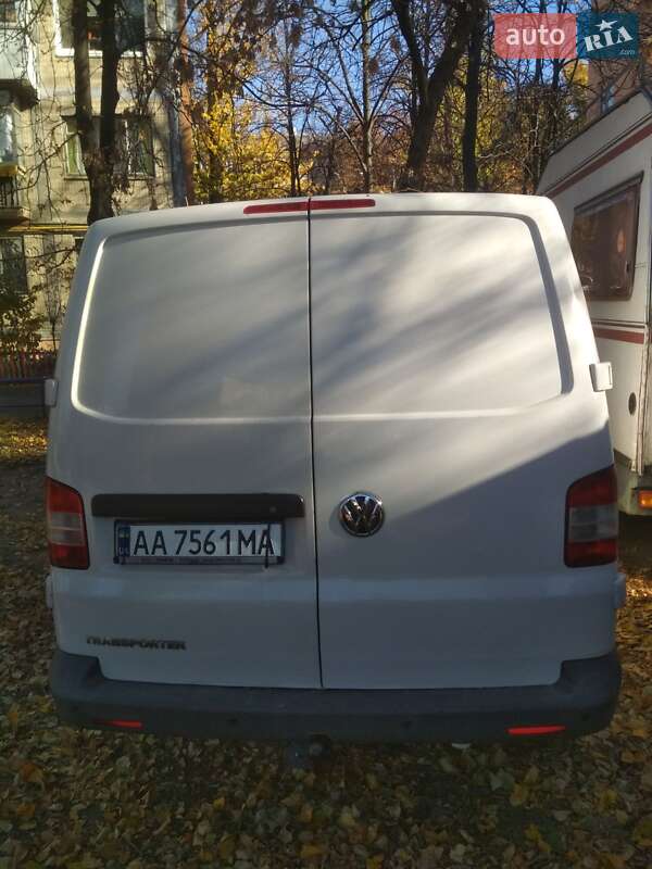 Грузовой фургон Volkswagen Transporter 2011 в Киеве фото 30 Грузовой фургон Volkswagen Transporter 2011 в Киеве