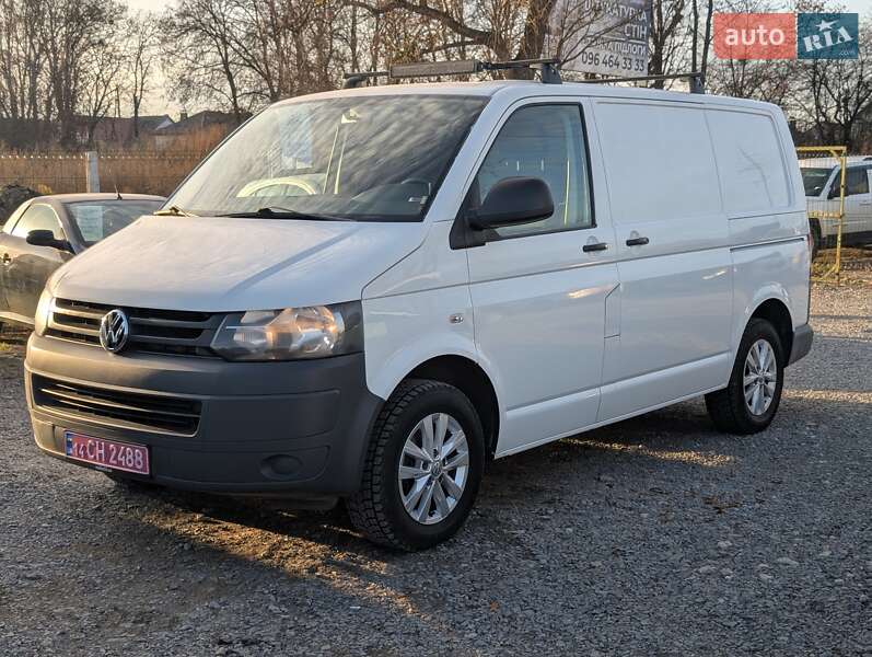 Вантажний фургон Volkswagen Transporter 2010 в Рівному фото 4 Вантажний фургон Volkswagen Transporter 2010 в Рівному