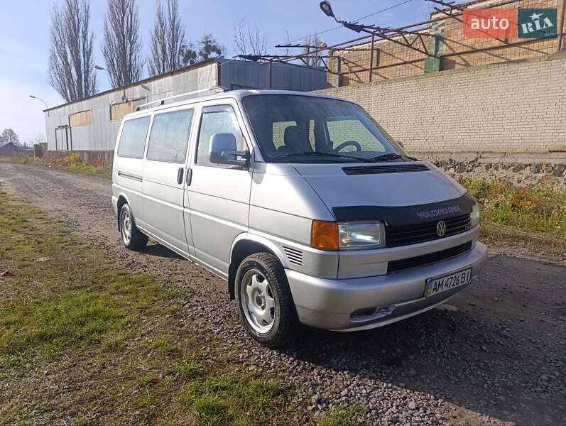 Мінівен Volkswagen Transporter 2003 в Зорі фото Мінівен Volkswagen Transporter 2003 в Зорі