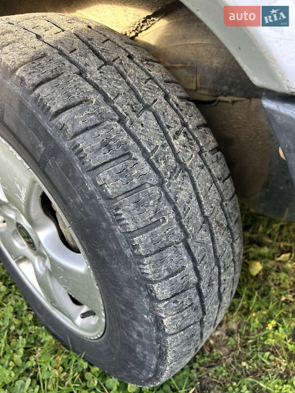 Минивэн Volkswagen Transporter 2002 в Кутах фото 8 Минивэн Volkswagen Transporter 2002 в Кутах