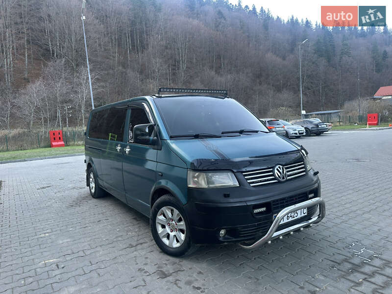 Мінівен Volkswagen Transporter 2004 в Поляниці