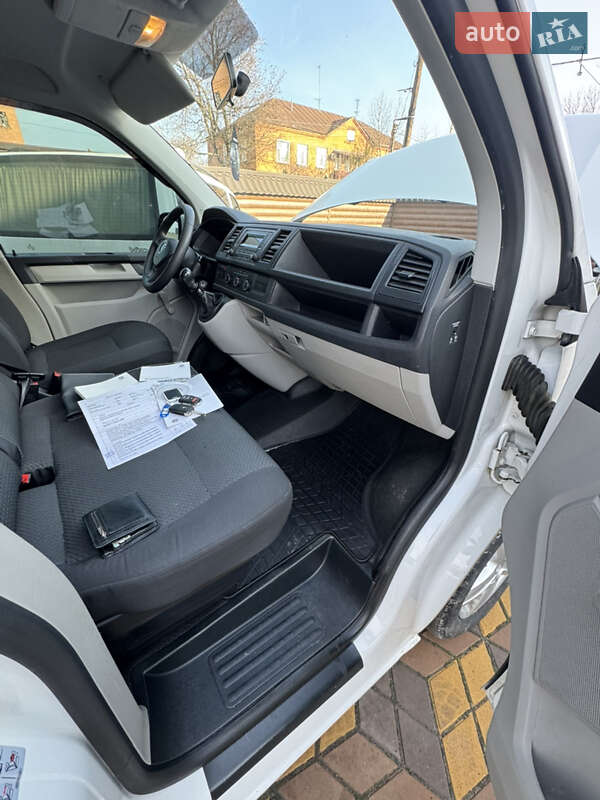 Грузопассажирский фургон Volkswagen Transporter 2018 в Гайсине