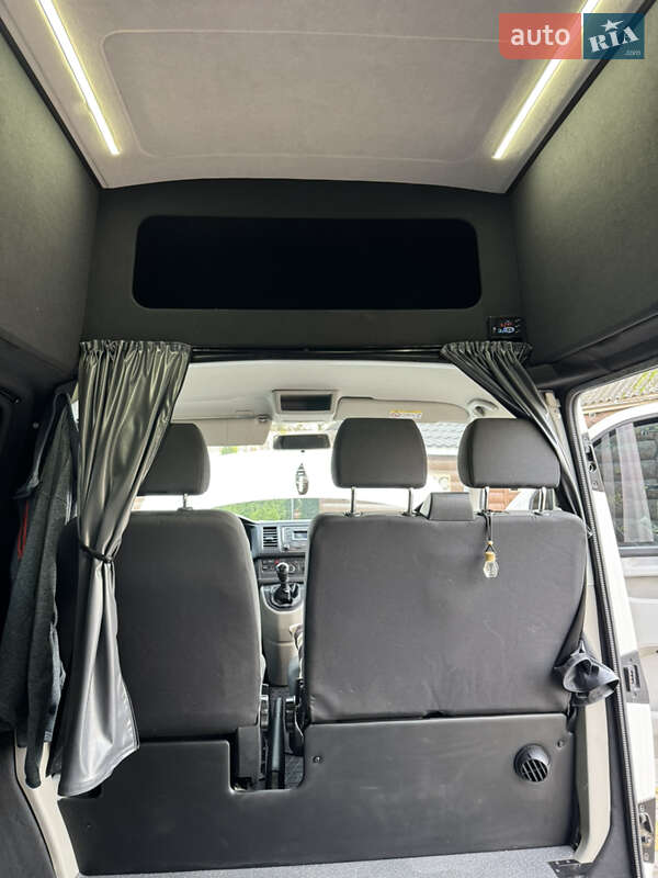 Грузопассажирский фургон Volkswagen Transporter 2018 в Гайсине