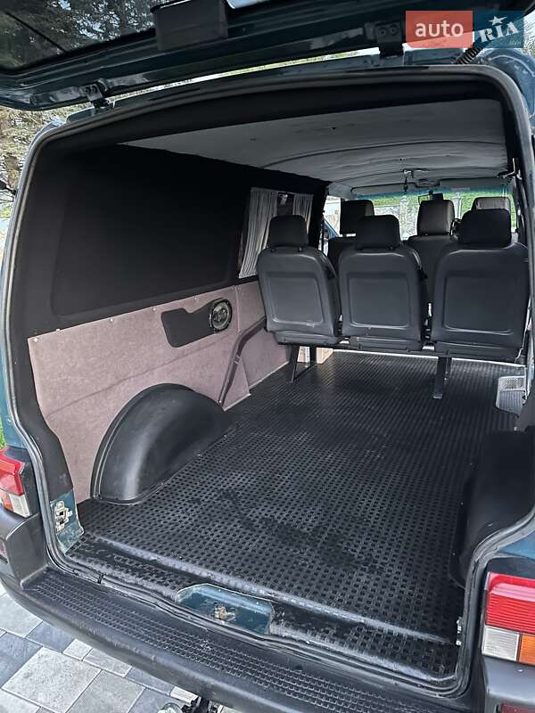 Минивэн Volkswagen Transporter 2003 в Ивано-Франковске