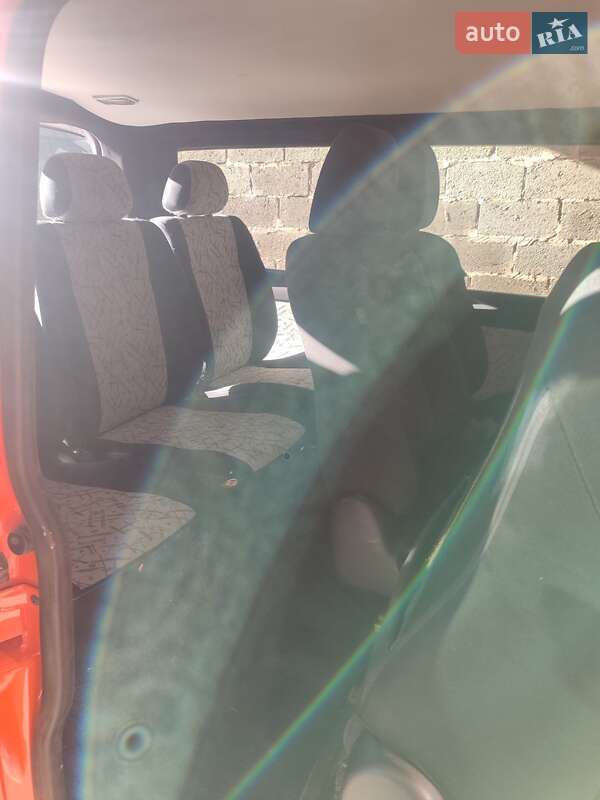 Минивэн Volkswagen Transporter 2006 в Ивано-Франковске