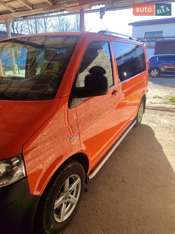 Минивэн Volkswagen Transporter 2006 в Ивано-Франковске