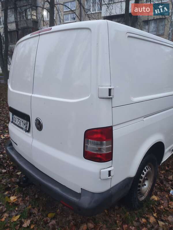 Грузовой фургон Volkswagen Transporter 2011 в Киеве фото 24 Грузовой фургон Volkswagen Transporter 2011 в Киеве