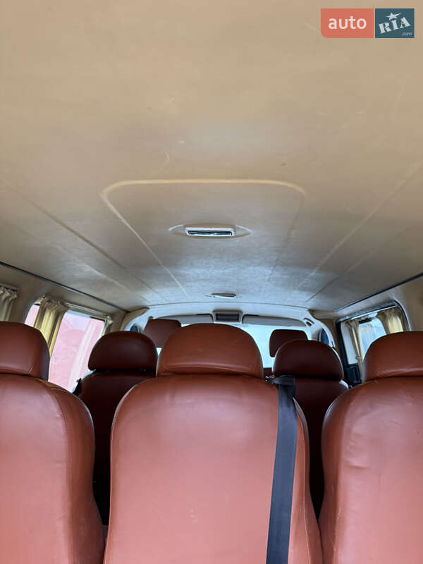 Мікроавтобус Volkswagen Transporter 2007 в Умані