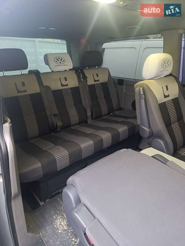 Минивэн Volkswagen Transporter 2005 в Шептицькому