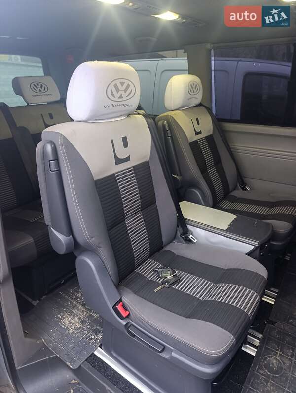 Минивэн Volkswagen Transporter 2005 в Шептицькому