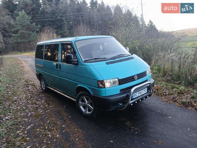 Минивэн Volkswagen Transporter 1996 в Самборе