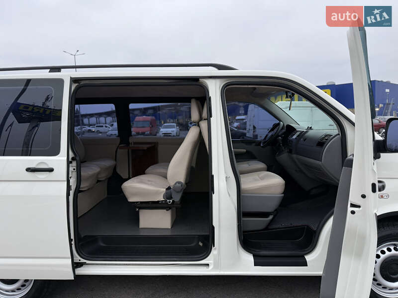 Минивэн Volkswagen Transporter 2008 в Виннице