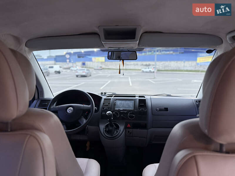Минивэн Volkswagen Transporter 2008 в Виннице
