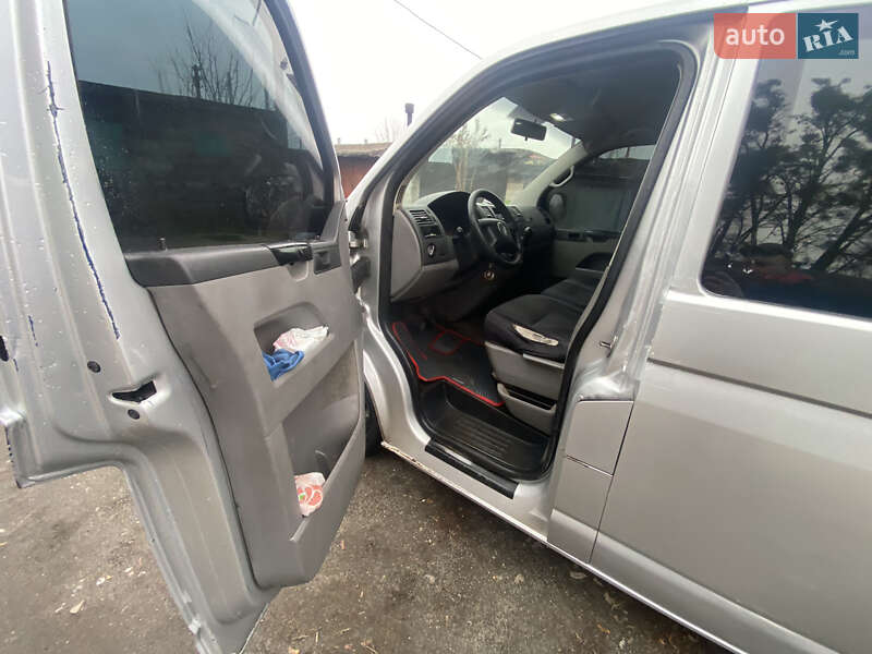 Минивэн Volkswagen Transporter 2004 в Змиеве
