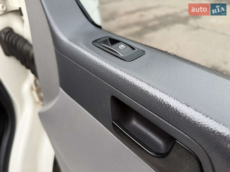 Минивэн Volkswagen Transporter 2005 в Ровно фото 55 Минивэн Volkswagen Transporter 2005 в Ровно