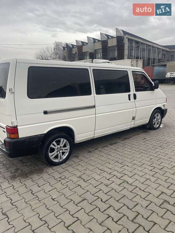 Мінівен Volkswagen Transporter 2002 в Чернівцях