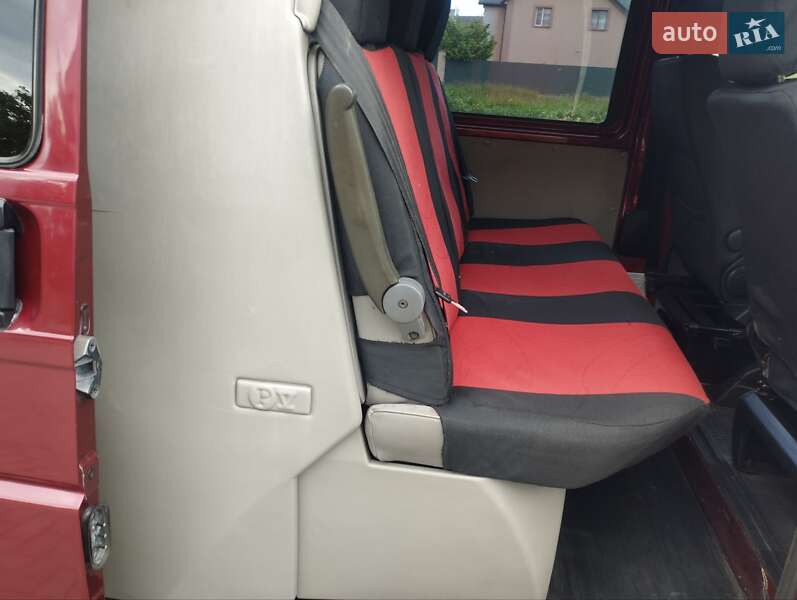 Мінівен Volkswagen Transporter 2001 в Дубні